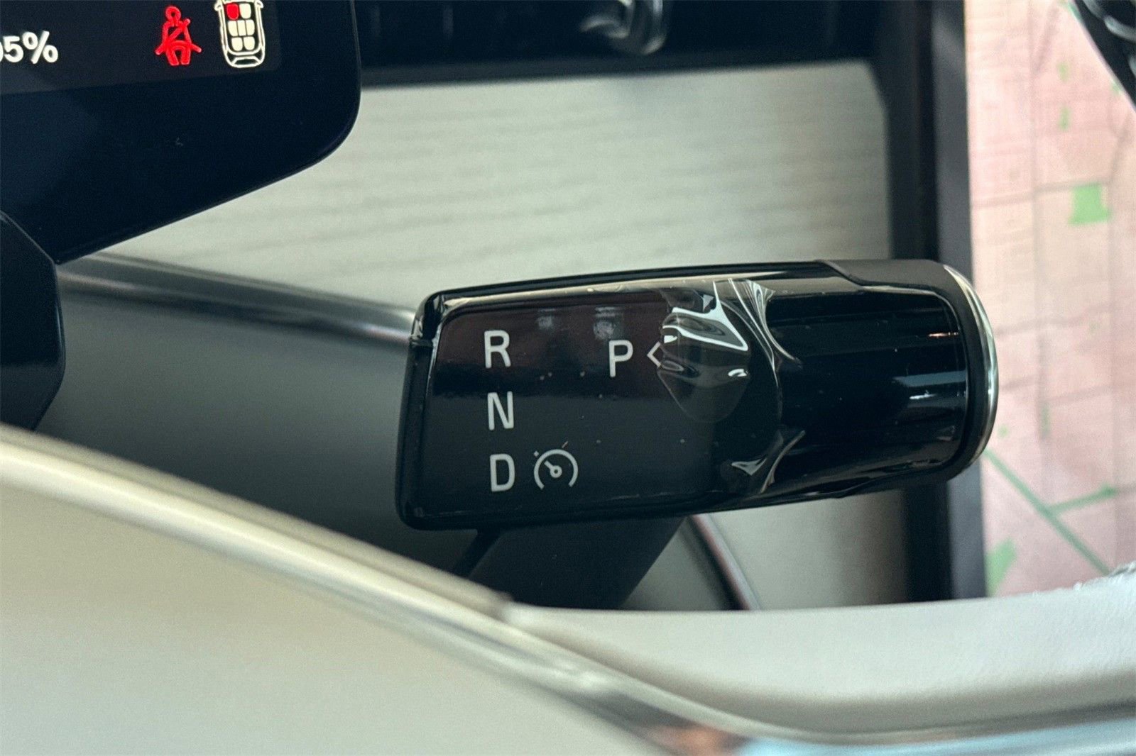 New 2025 Volvo EX90 Plus w/ Protection Package Premier image 22