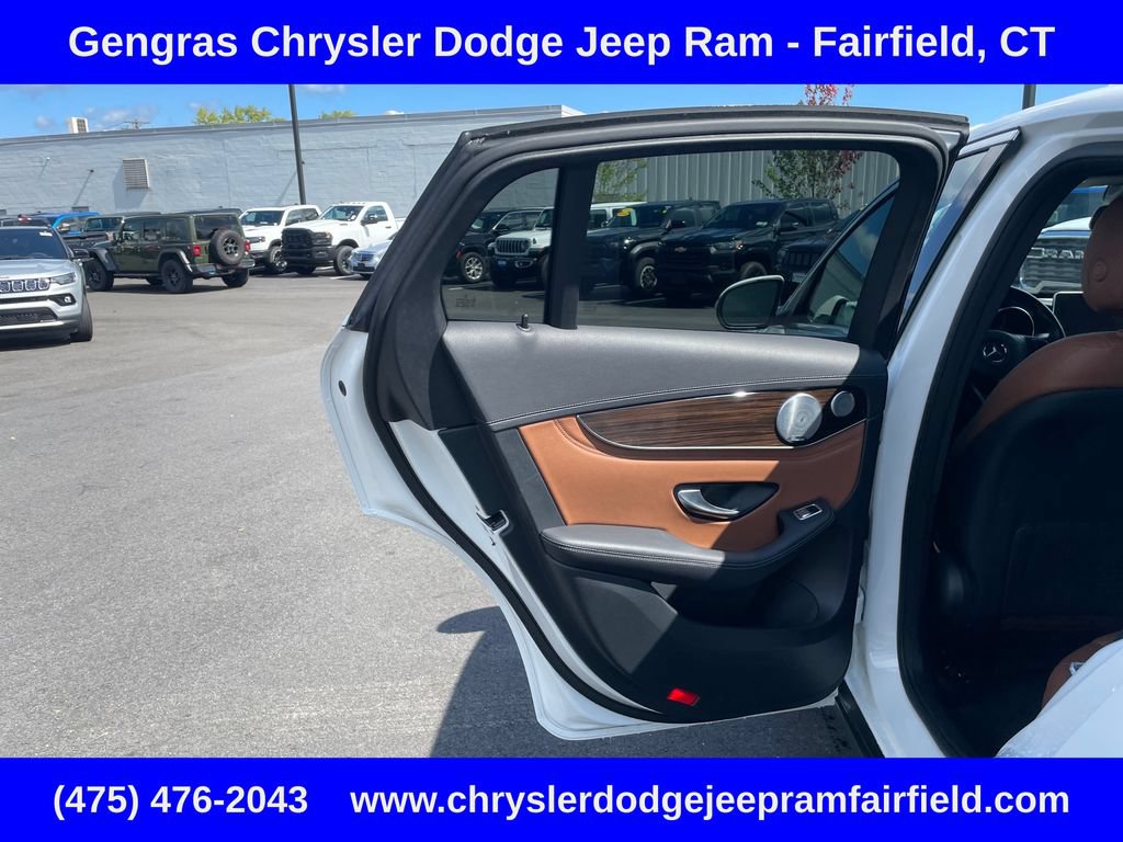 Used 2019 Mercedes-Benz GLC 300 4MATIC Coupe image 41