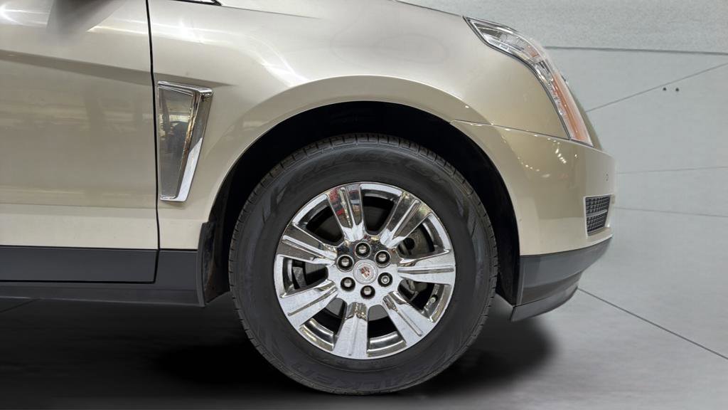 Used 2014 Cadillac SRX Luxury w/ Driver Awareness Package image 34