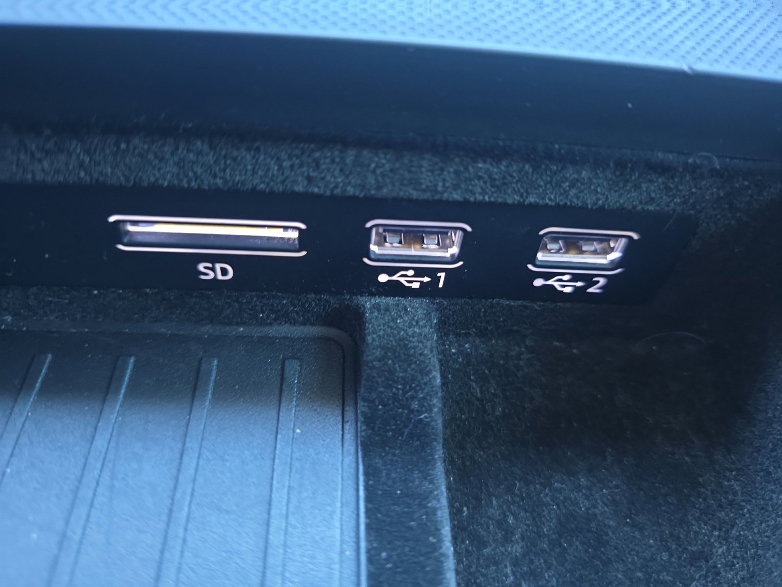 Used 2020 Audi Q8 Prestige image 21