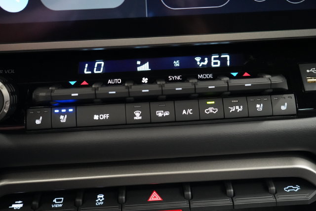 Used 2026 Toyota Tundra Platinum AWD/4WD image 33