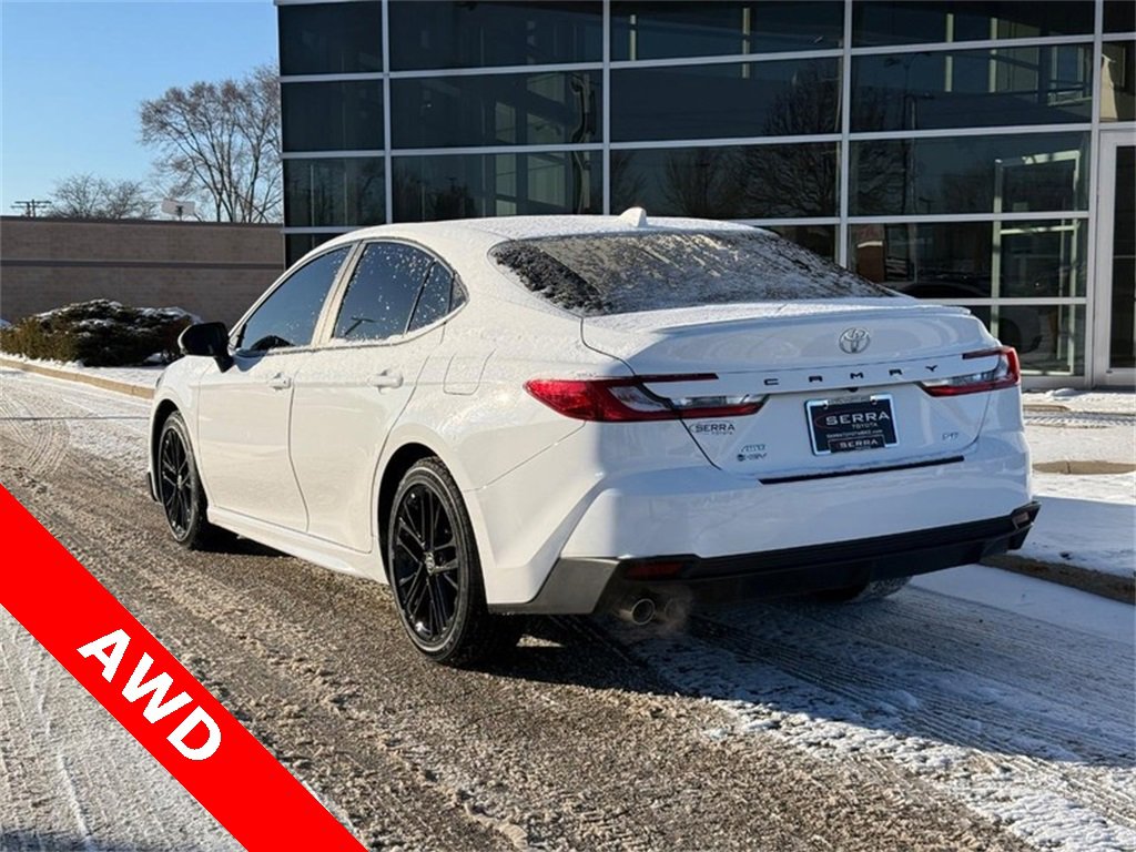 Used 2025 Toyota Camry LE image 5