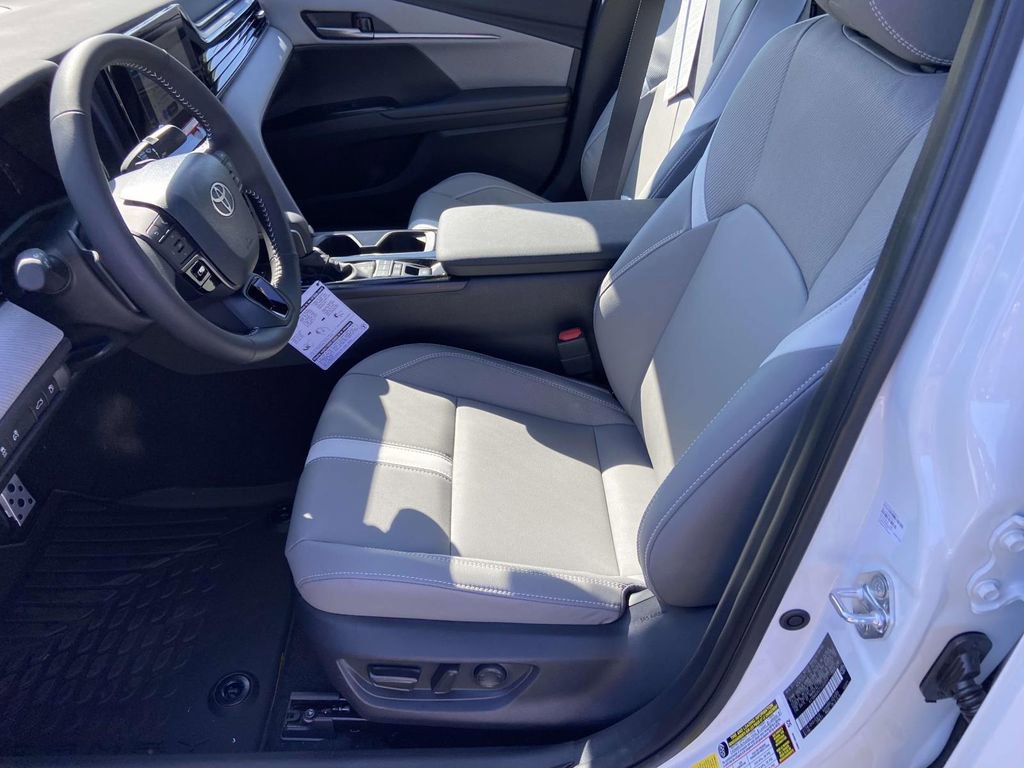 New 2026 Toyota Camry SE FWD image 16