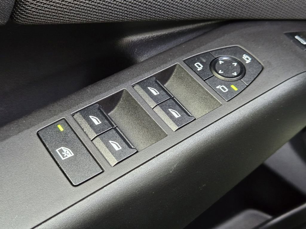 Certified 2025 BMW X3 xDrive30i w/ Premium Package image 25