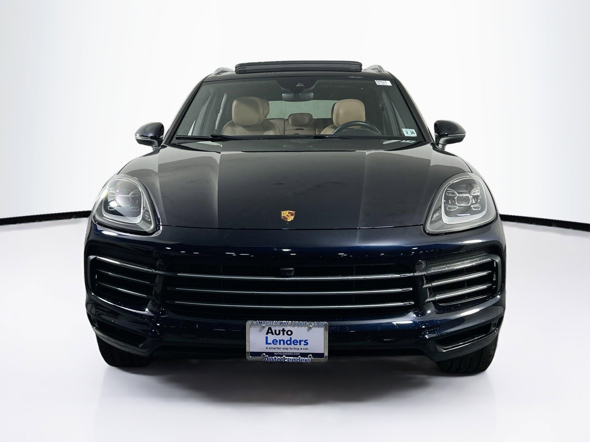 Used 2021 Porsche Cayenne image 2