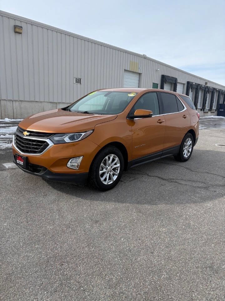 Used 2018 Chevrolet Equinox LT image 3