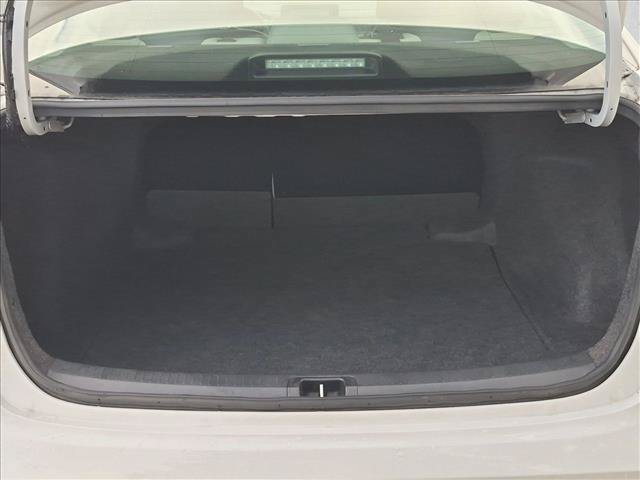 Used 2025 Toyota Corolla LE FWD image 6