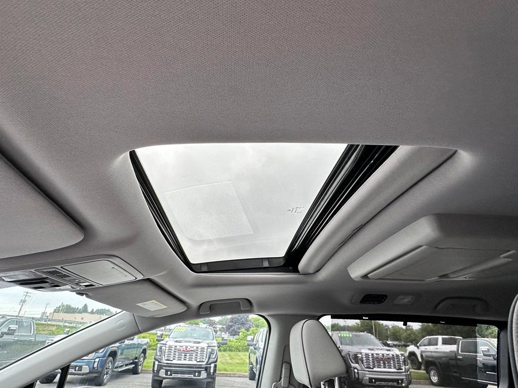 Used 2022 Honda Odyssey Elite image 43
