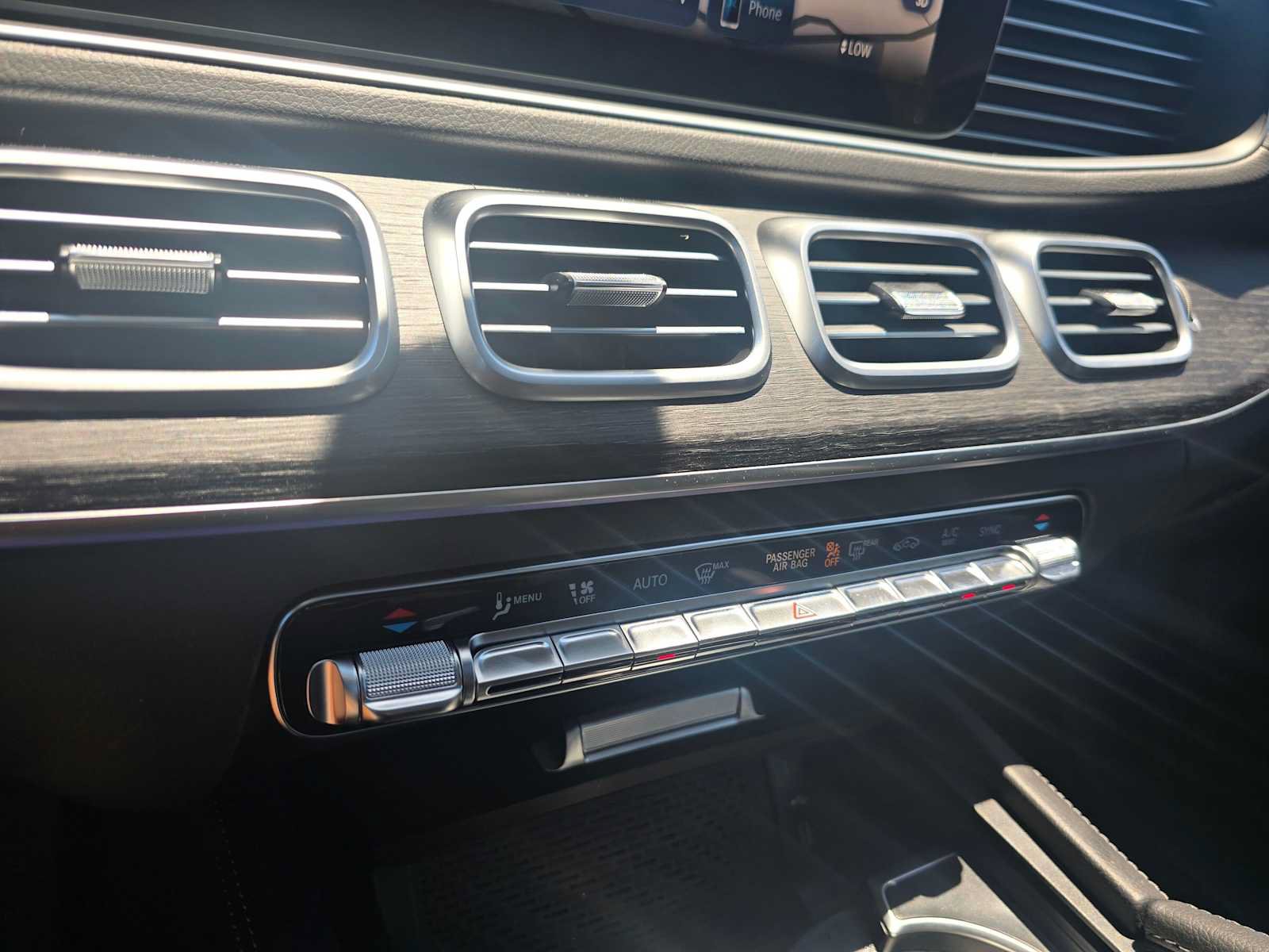 New 2026 Mercedes-Benz GLE 580 4MATIC image 30