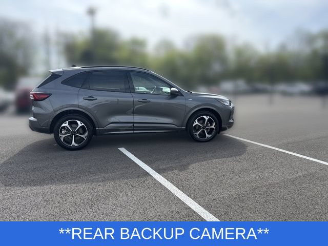 Certified 2023 Ford Escape ST-Line Select w/ Tech Pack #2 AWD/4WD image 6