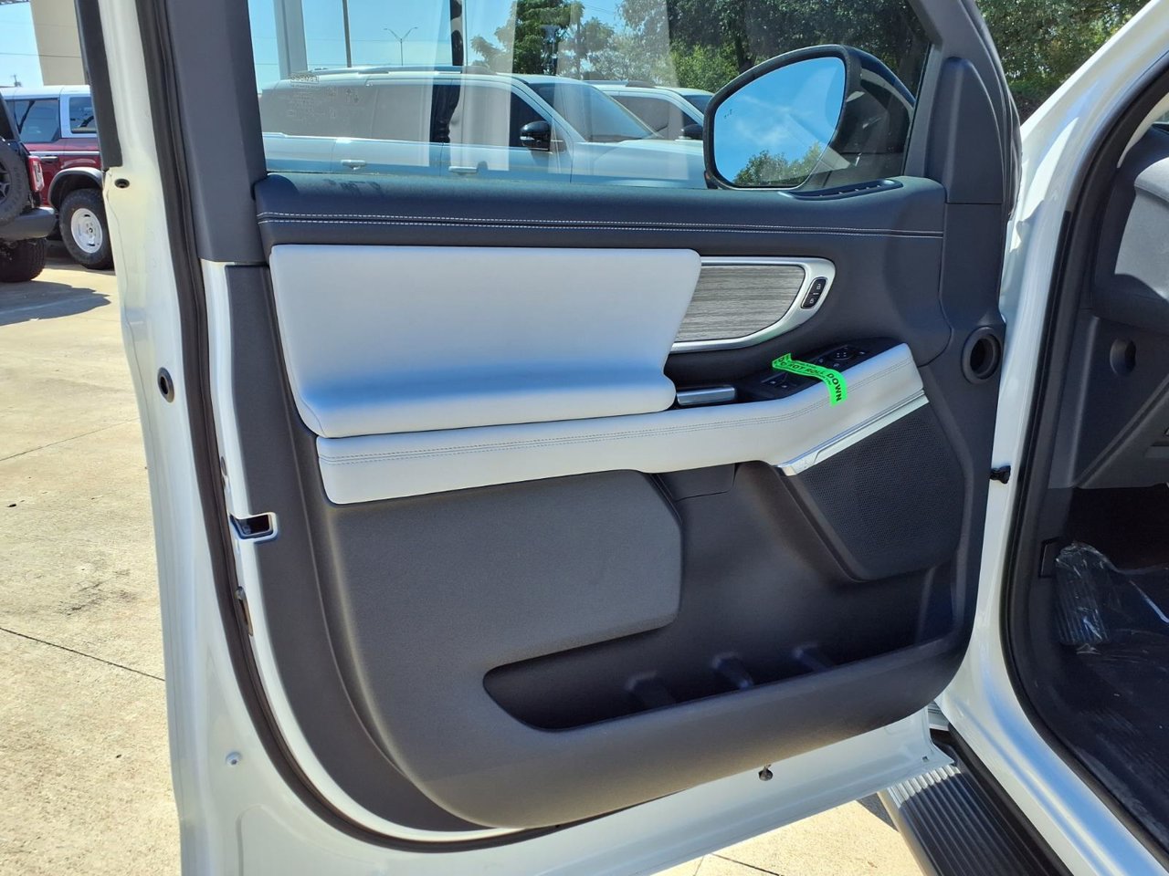 New 2027 Ford Expedition Max Platinum AWD/4WD image 22
