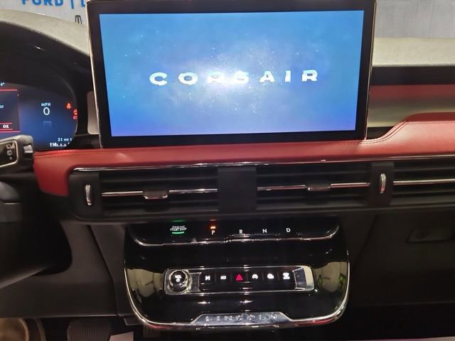 Used 2023 Lincoln Corsair Reserve w/ Rear Removable Package Tray AWD/4WD image 3