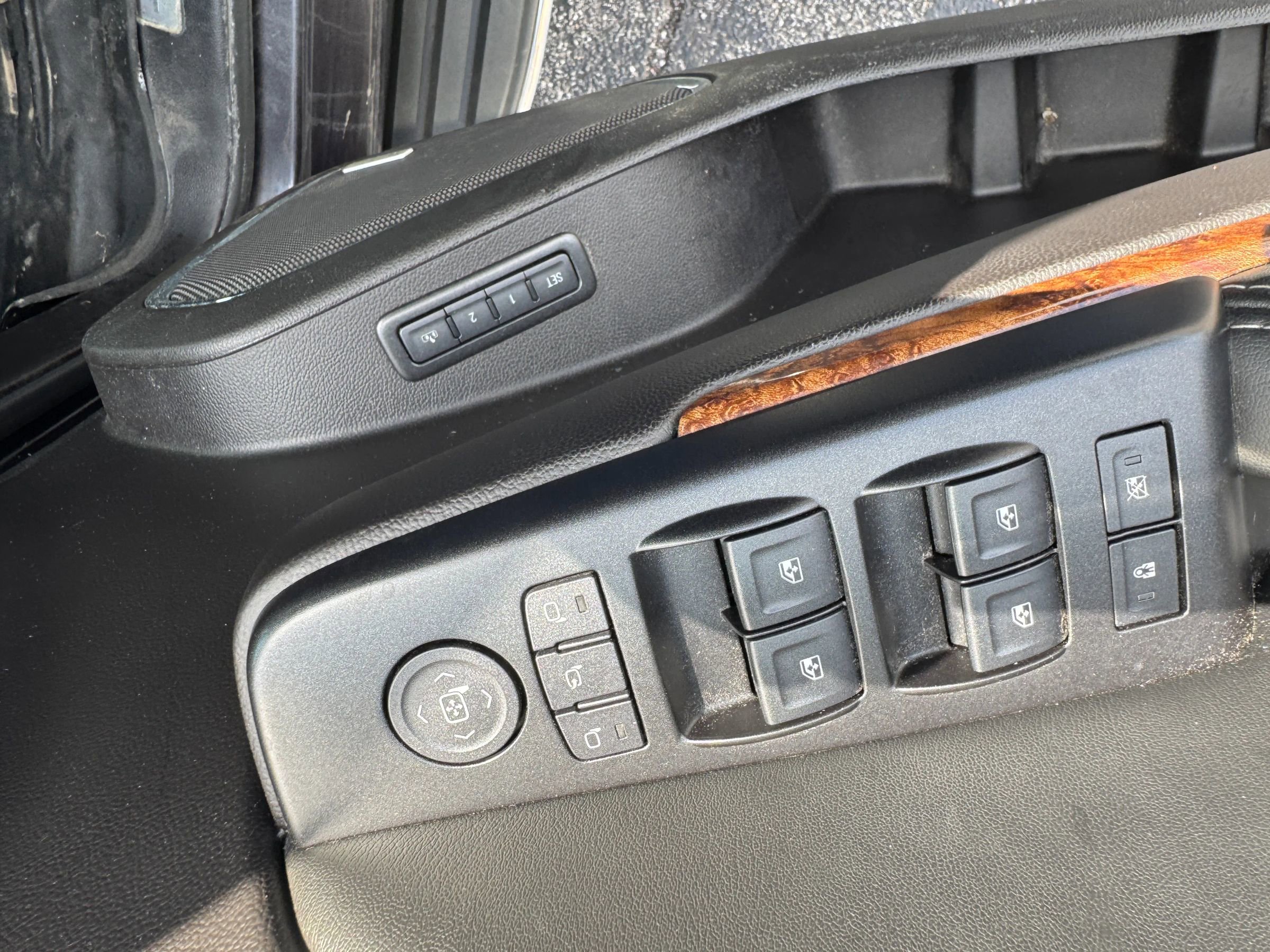 Used 2016 Chevrolet Tahoe LTZ image 15