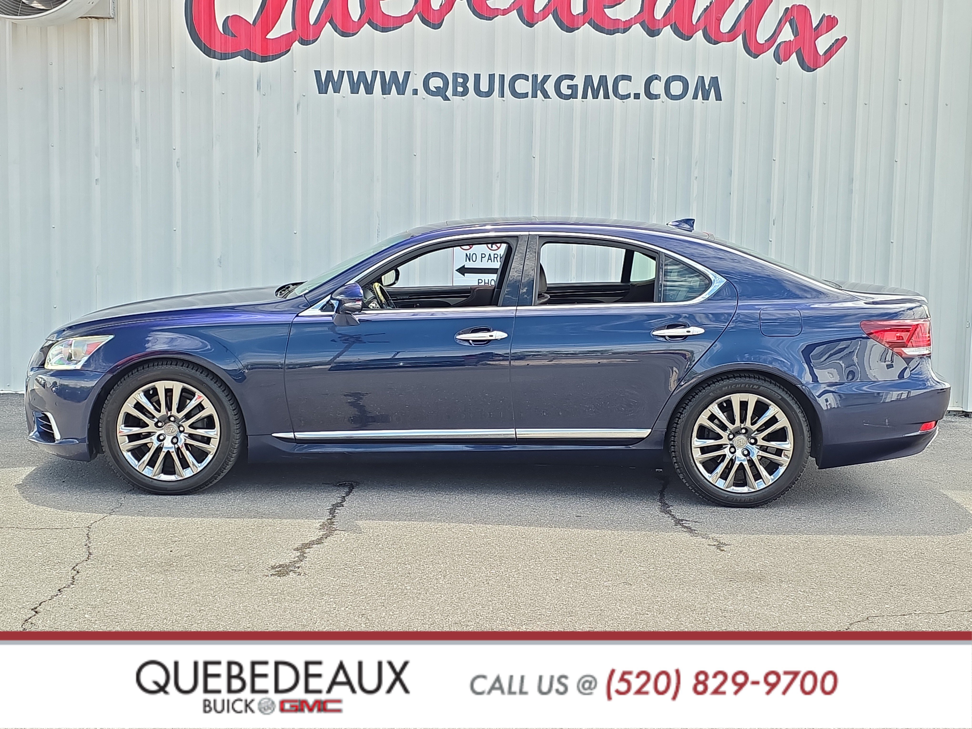 Used 2017 Lexus LS 460 RWD image 4