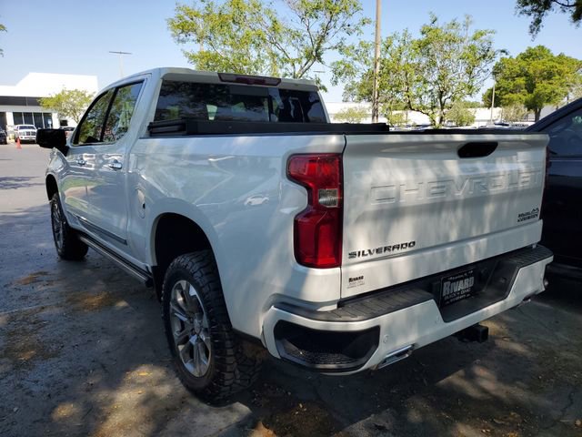 Used 2023 Chevrolet Silverado 1500 High Country w/ Z71 Off-Road Package image 3