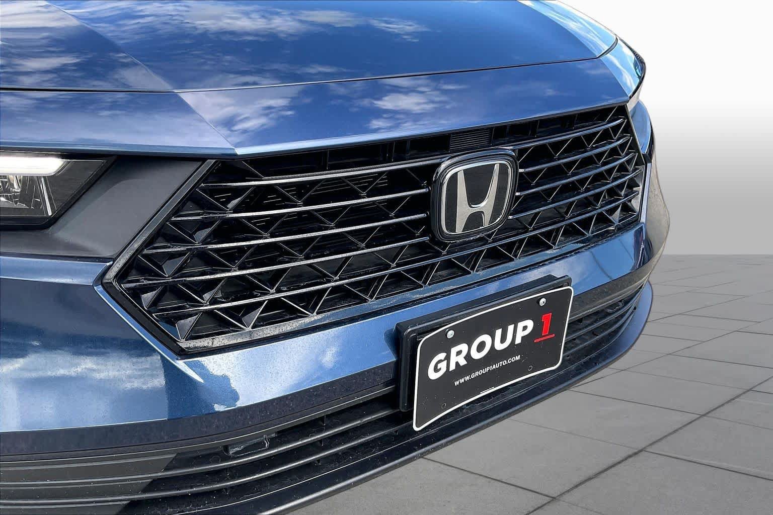 Used 2023 Honda Accord EX image 30