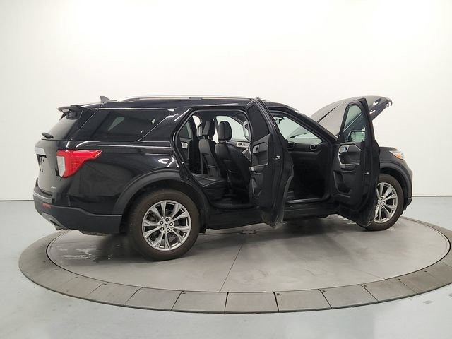 Used 2021 Ford Explorer Limited AWD/4WD image 15