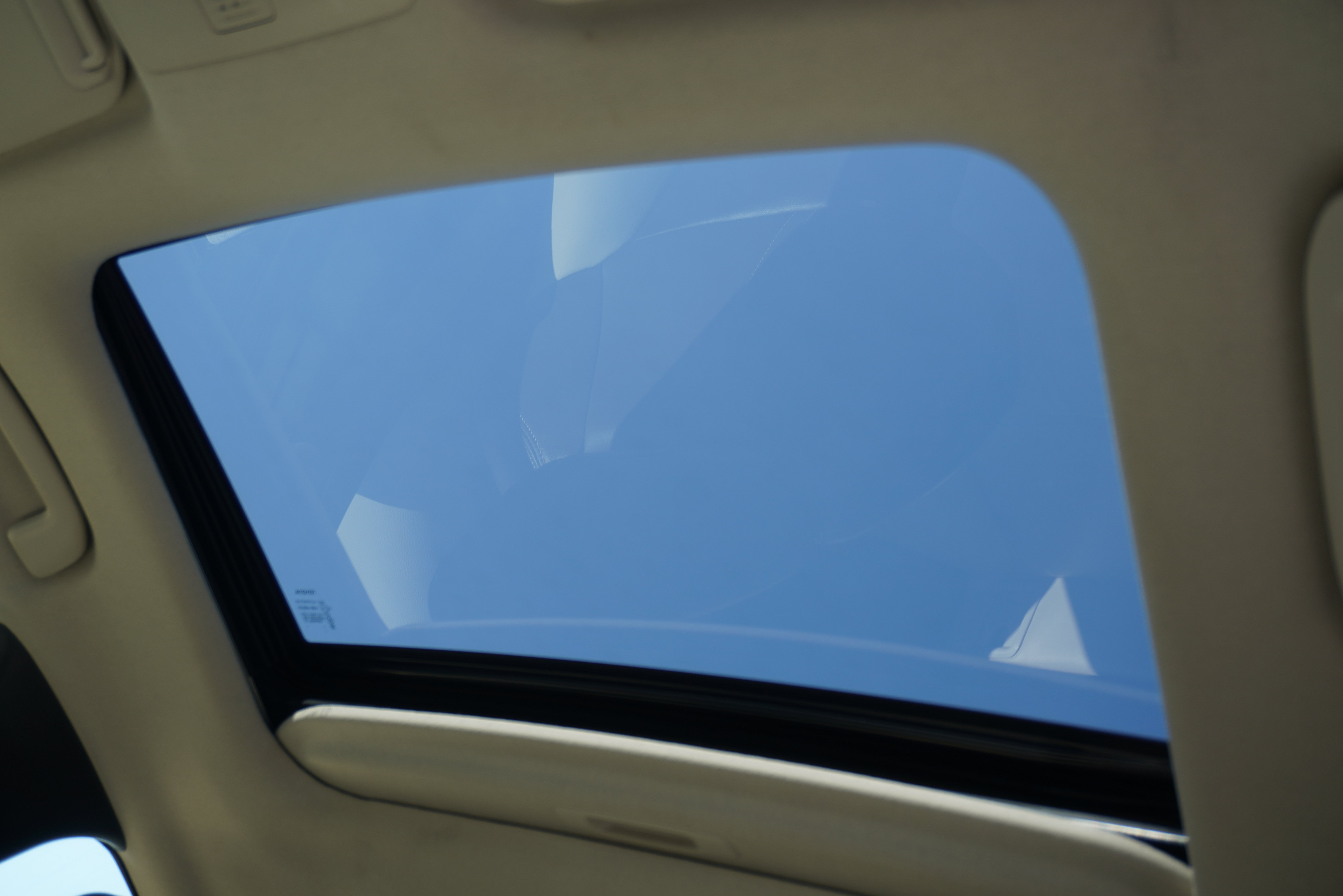 Used 2020 Toyota Corolla XLE FWD image 16