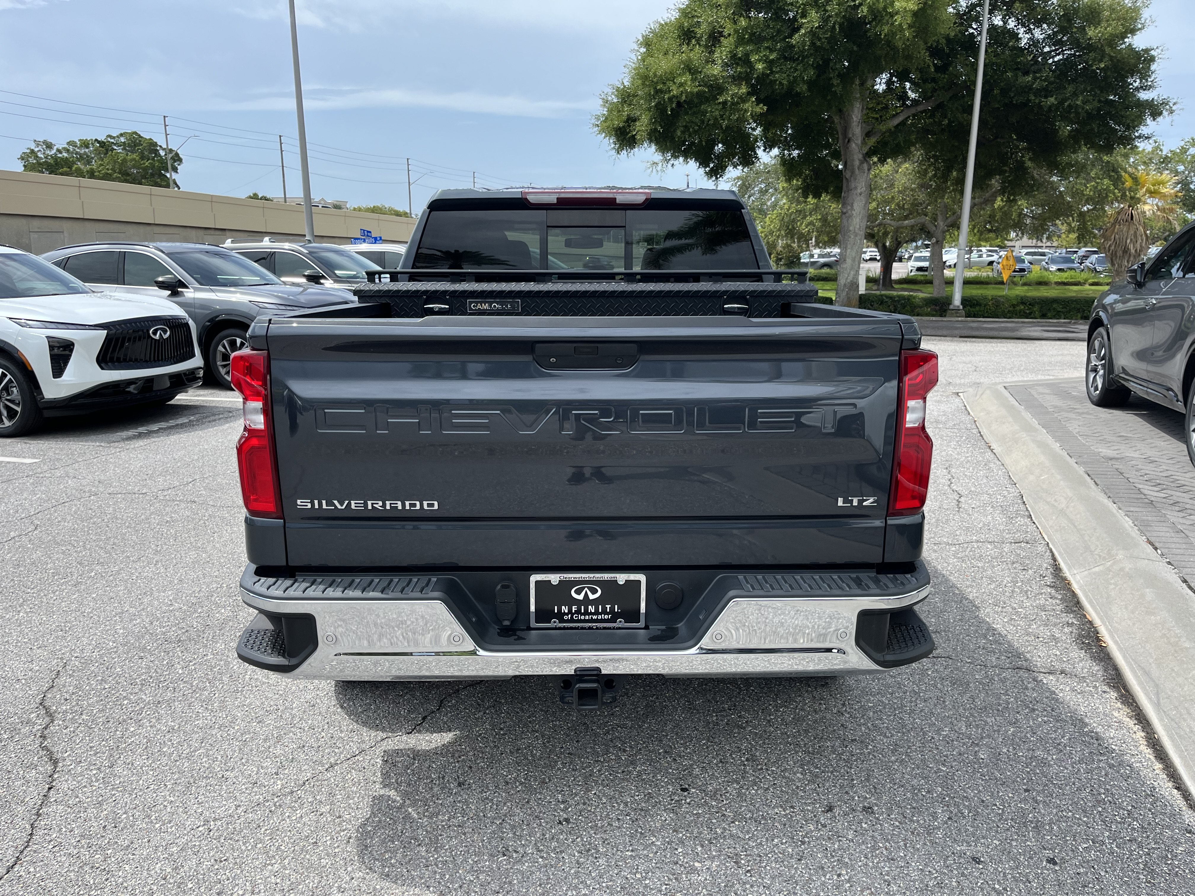 Used 2022 Chevrolet Silverado 1500 LTZ RWD image 7