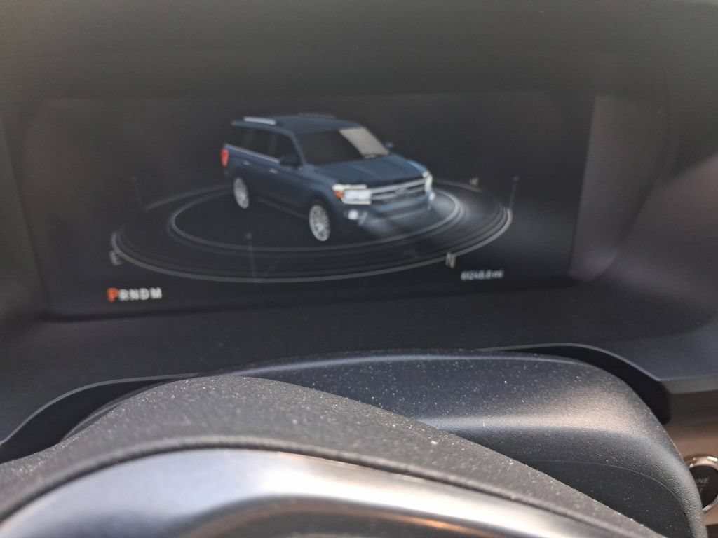 Used 2023 Ford Expedition Platinum RWD image 12