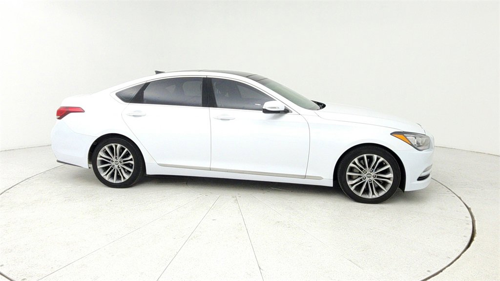 Used 2016 Hyundai Genesis 3.8 w/ Option Group 02 image 9