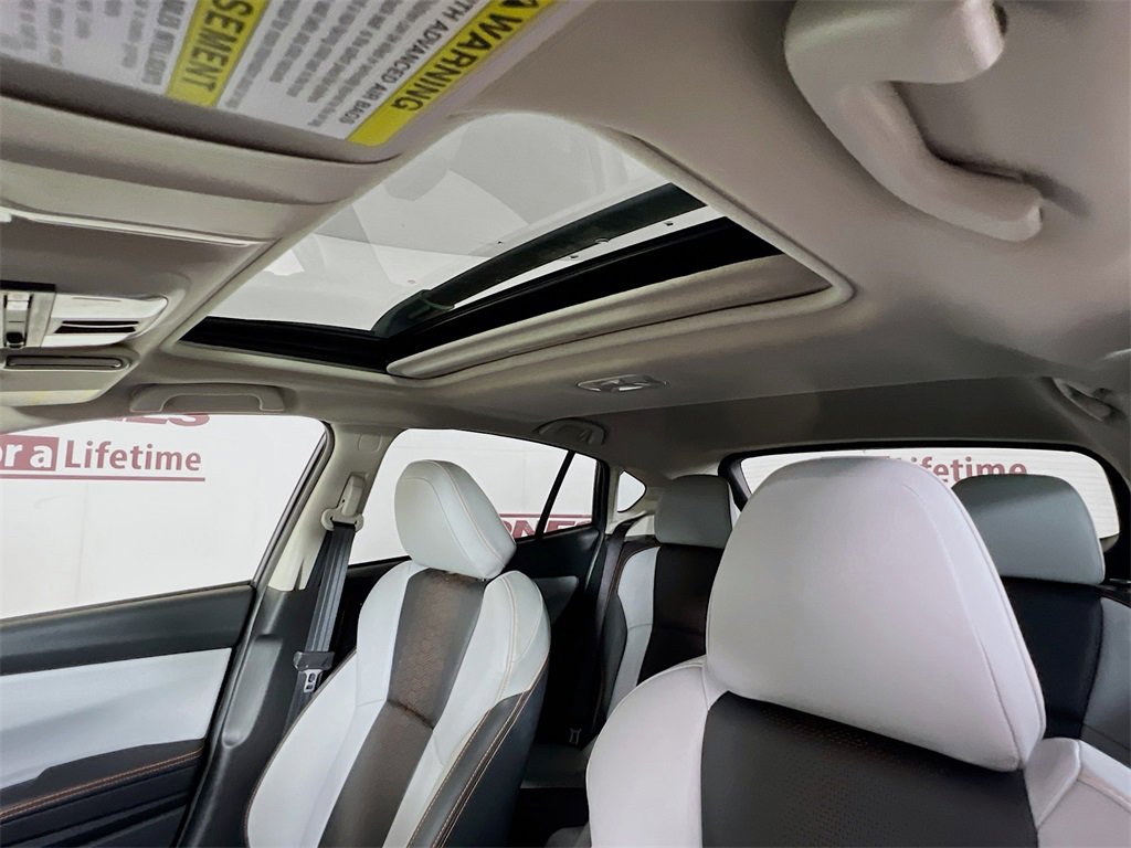 Used 2022 Subaru Crosstrek 2.5i Limited w/ Moonroof Package 2 image 12