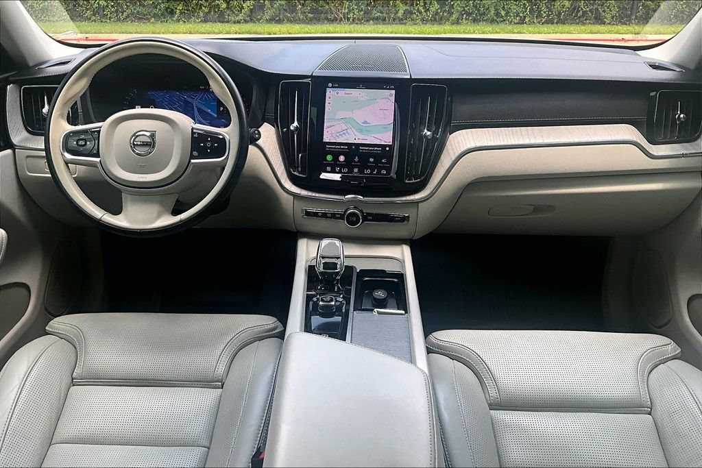 Used 2023 Volvo XC60 B5 Ultimate w/ Protection Package Premier FWD image 21
