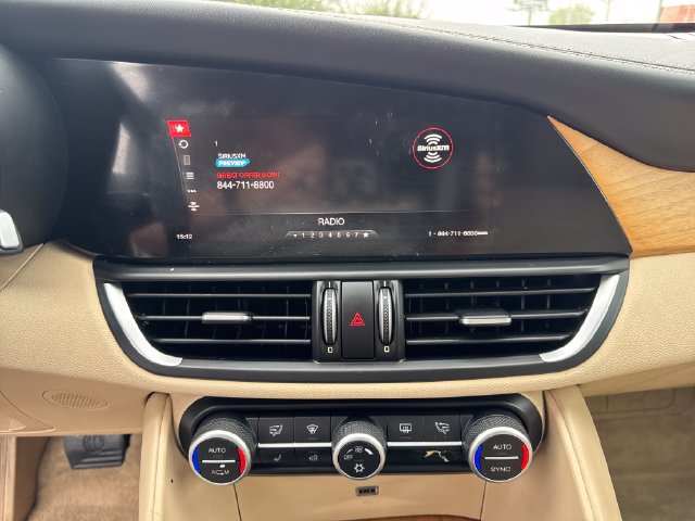 Used 2017 Alfa Romeo Giulia Ti w/ TI Lusso Light Wood Package AWD/4WD image 19
