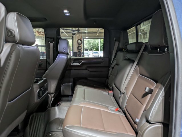 Used 2024 GMC Sierra 2500 Denali w/ Denali Reserve Package AWD/4WD image 13