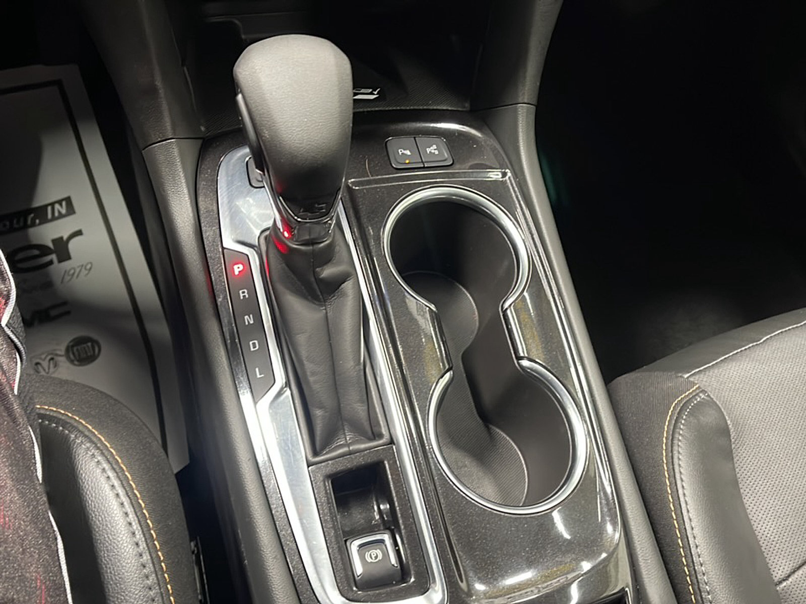 Used 2022 Chevrolet Equinox Premier AWD/4WD image 11