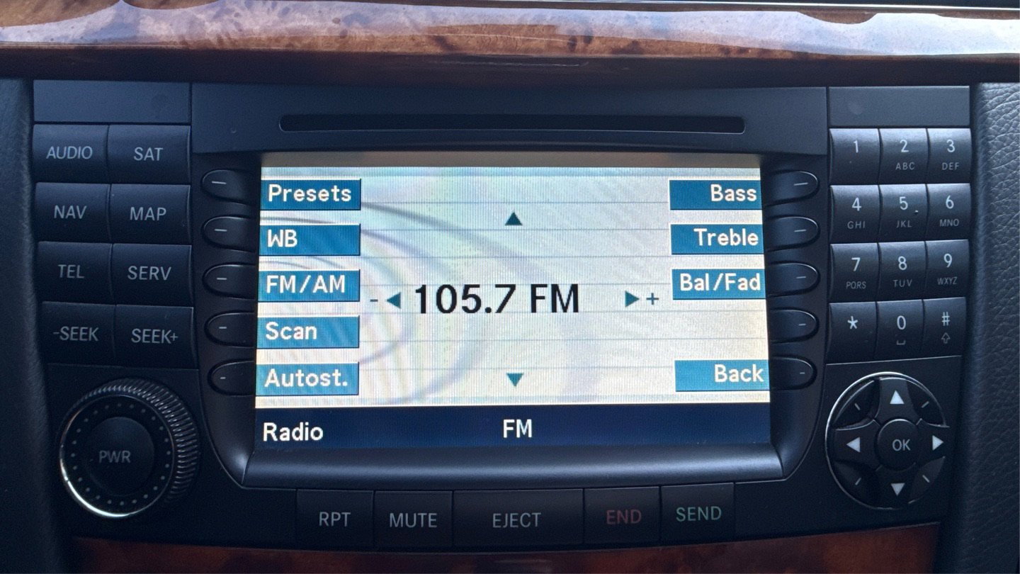 Used 2005 Mercedes-Benz E 500 4MATIC Sedan image 18