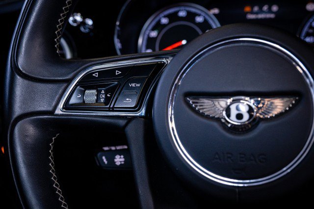 Used 2018 Bentley Bentayga image 36