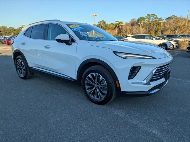 Certified 2025 Buick Envision Preferred image 2