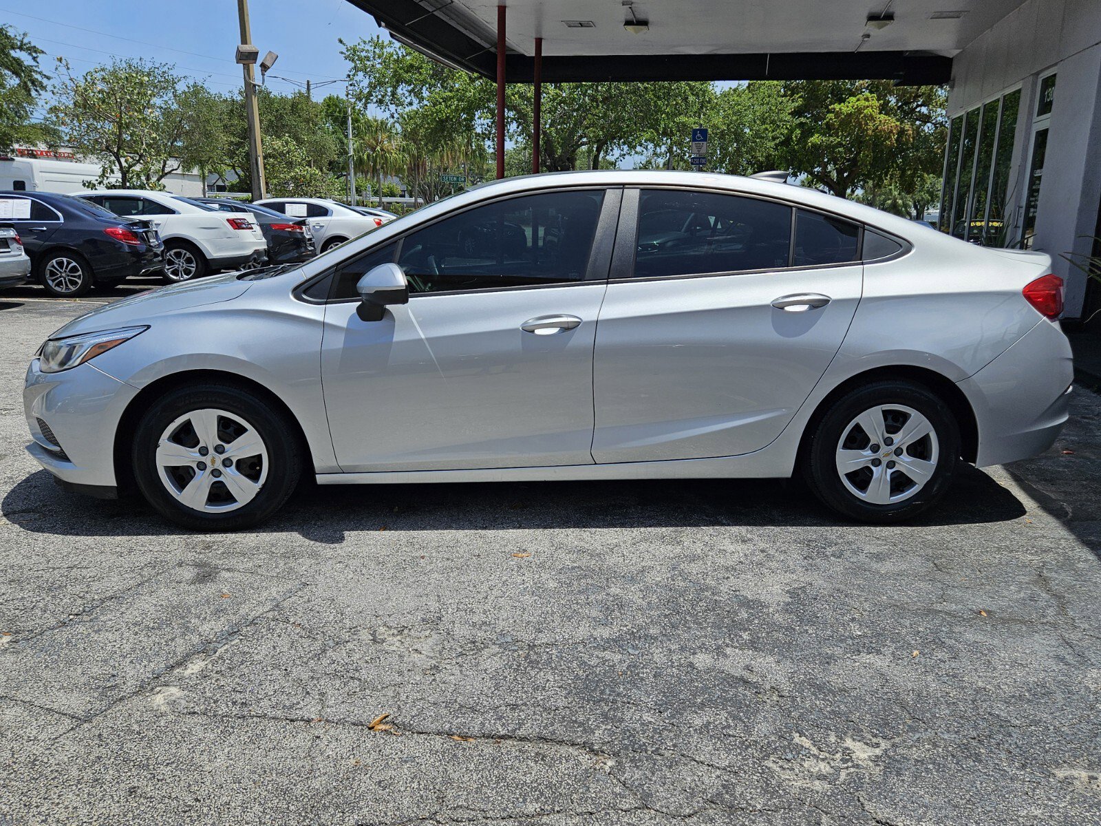 Used 2016 Chevrolet Cruze LS image 3
