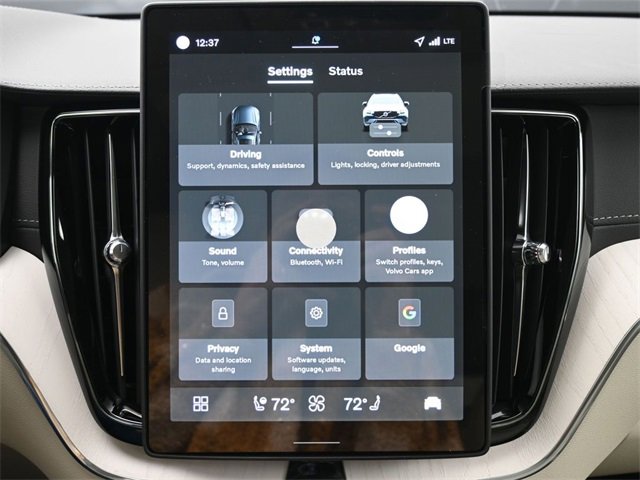 New 2026 Volvo XC60 B5 Ultra w/ Protection Package Premier image 15