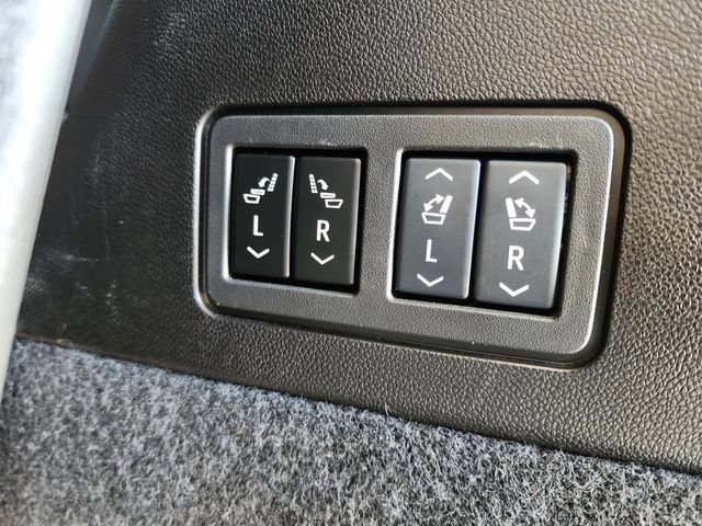 Certified 2024 Cadillac XT6 Sport w/ LPO, Floor Liner Package AWD/4WD image 18