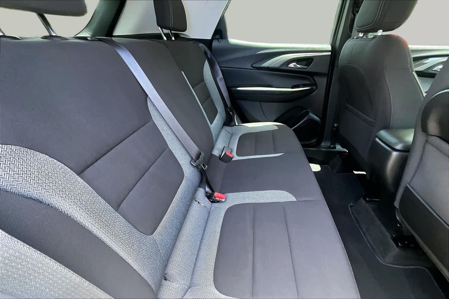 Used 2023 Chevrolet TrailBlazer LS FWD image 20
