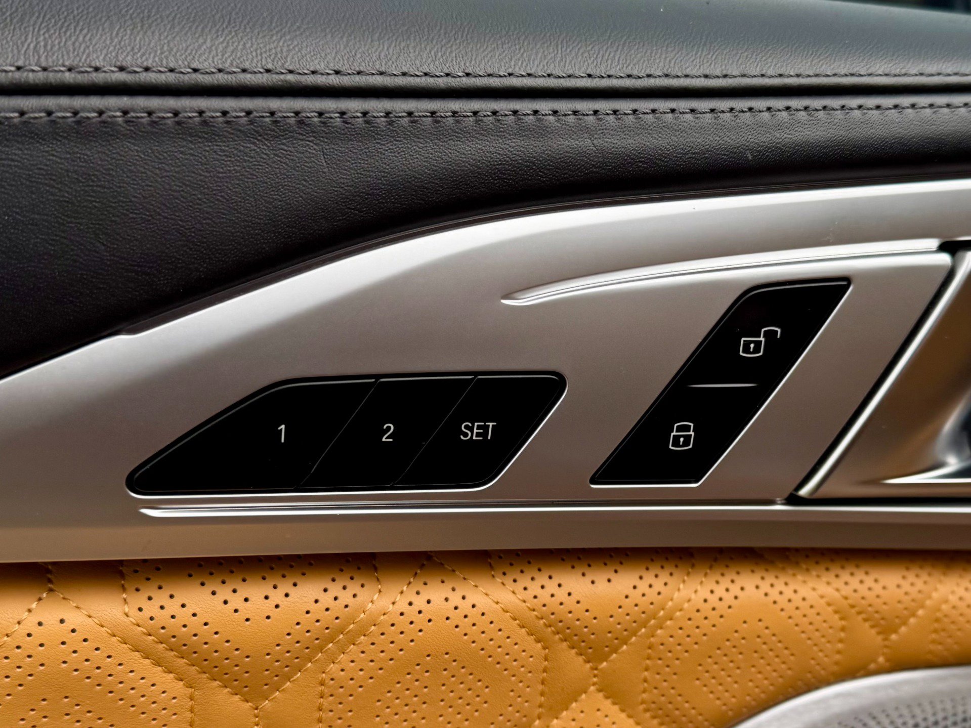 Used 2020 BMW M8 w/ M Carbon Exterior Package image 66