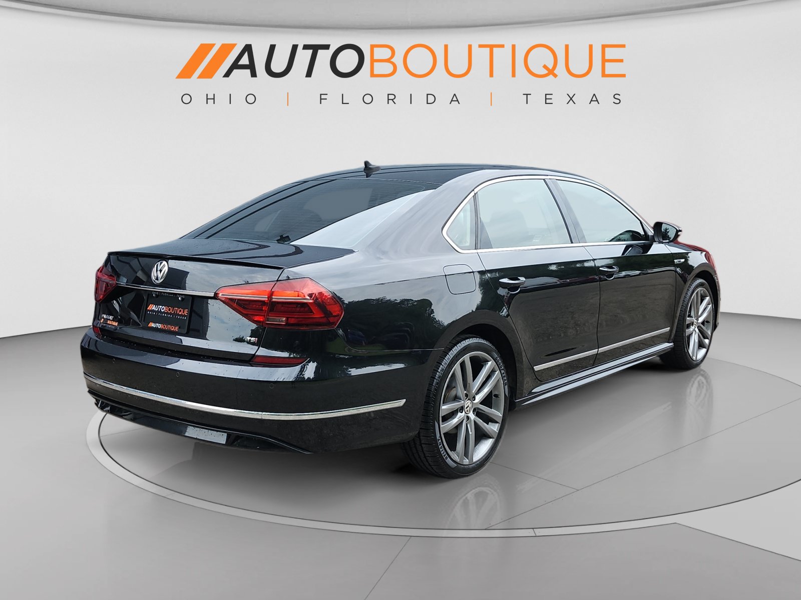 Used 2019 Volkswagen Passat 2.0T SE R-Line FWD image 5