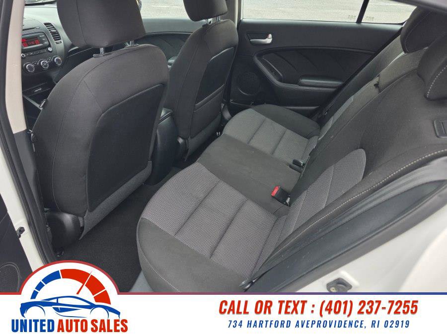 Used 2018 Kia Forte LX image 10