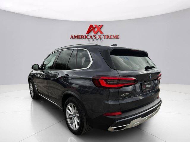 Used 2021 BMW X5 xDrive40i w/ Premium Package AWD/4WD image 4