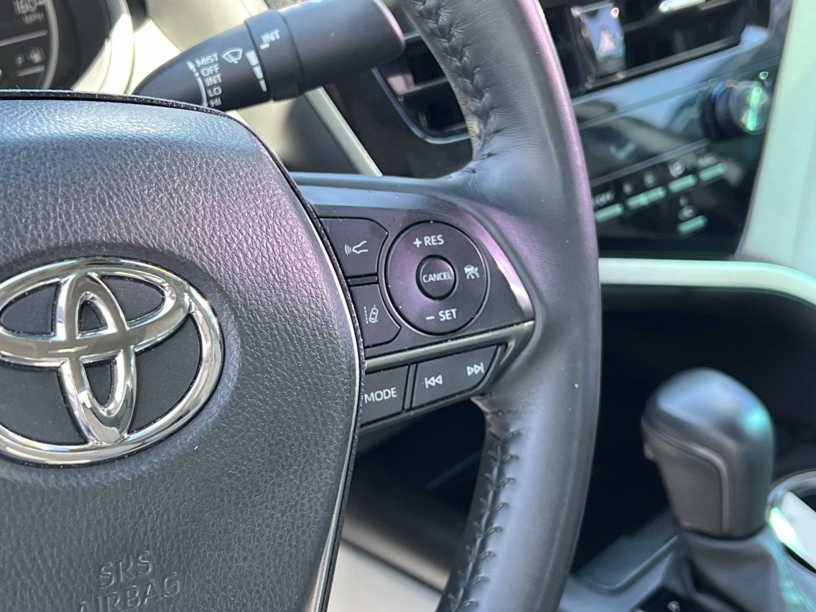 Used 2023 Toyota Camry SE FWD image 29