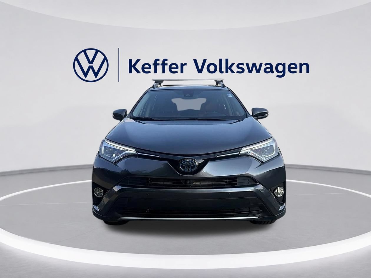 Used 2016 Toyota RAV4 Limited w/ Advanced Technology Package AWD/4WD image 8