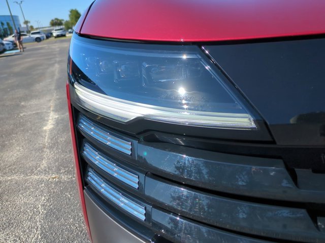 Used 2025 Nissan Kicks SV image 11