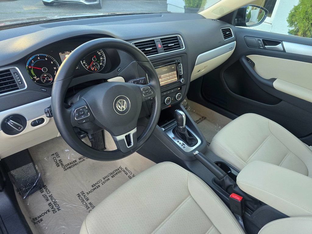 Used 2014 Volkswagen Jetta SE FWD image 9