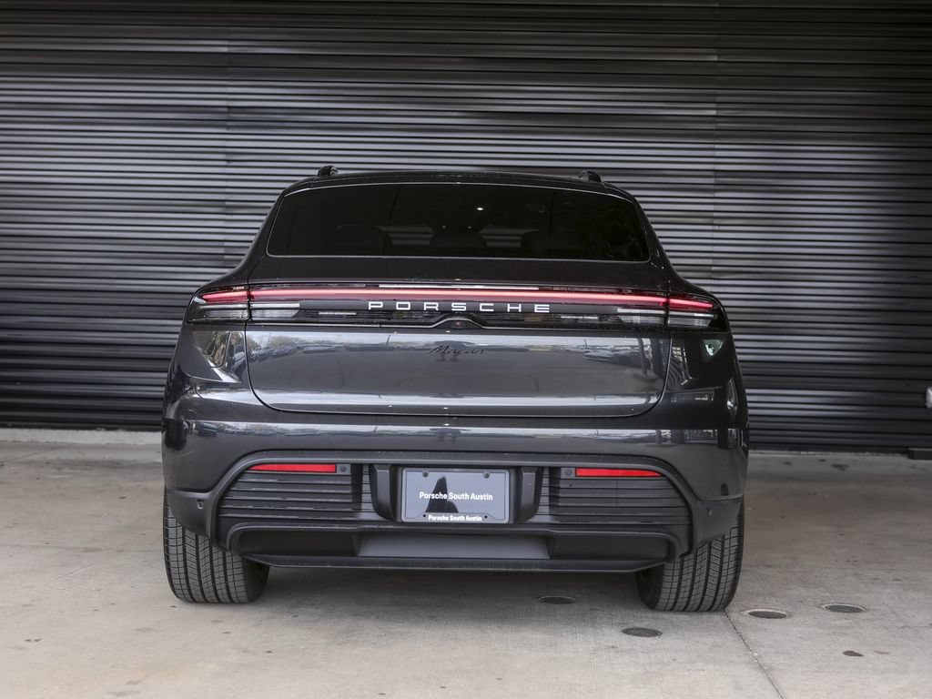 New 2026 Porsche Macan Electric RWD image 12