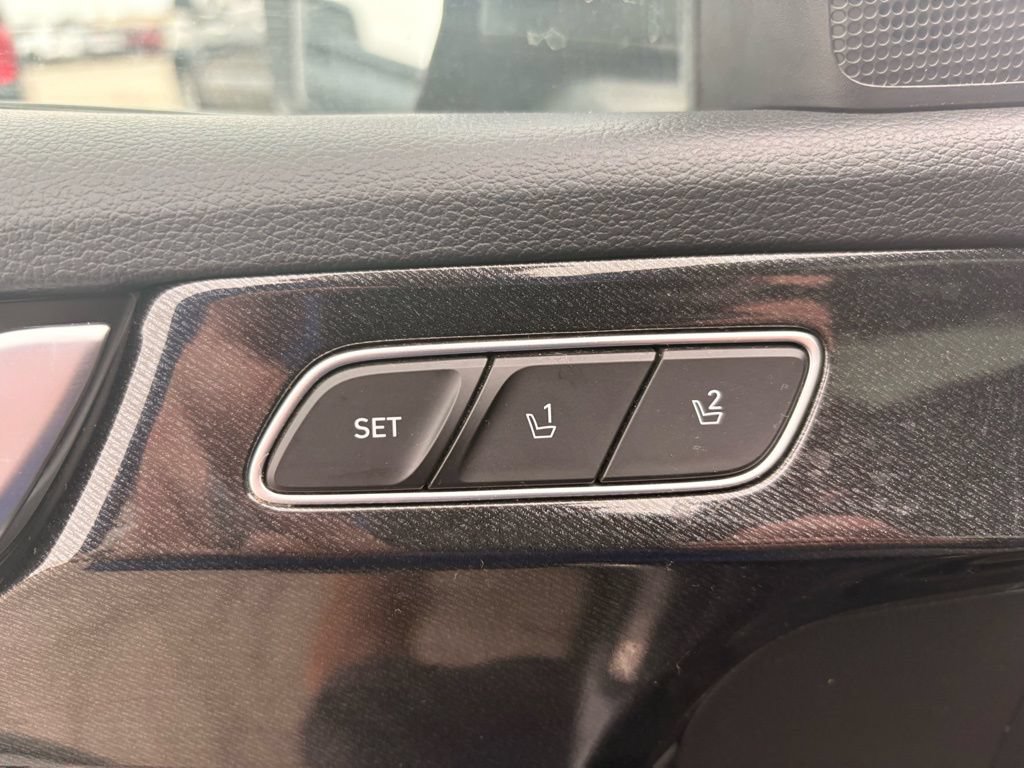 Used 2021 Hyundai Palisade Limited FWD image 20