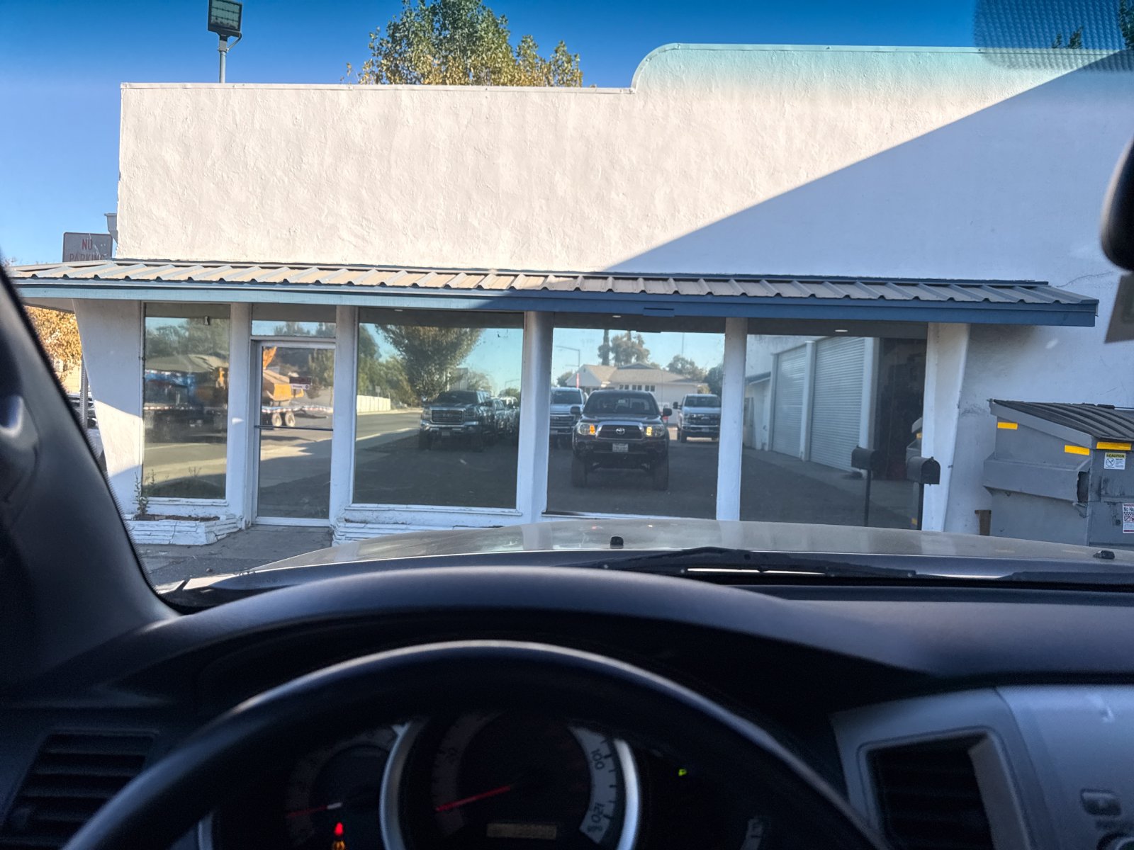 Used 2011 Toyota Tacoma PreRunner w/ SR5 Pkg #2 RWD image 13