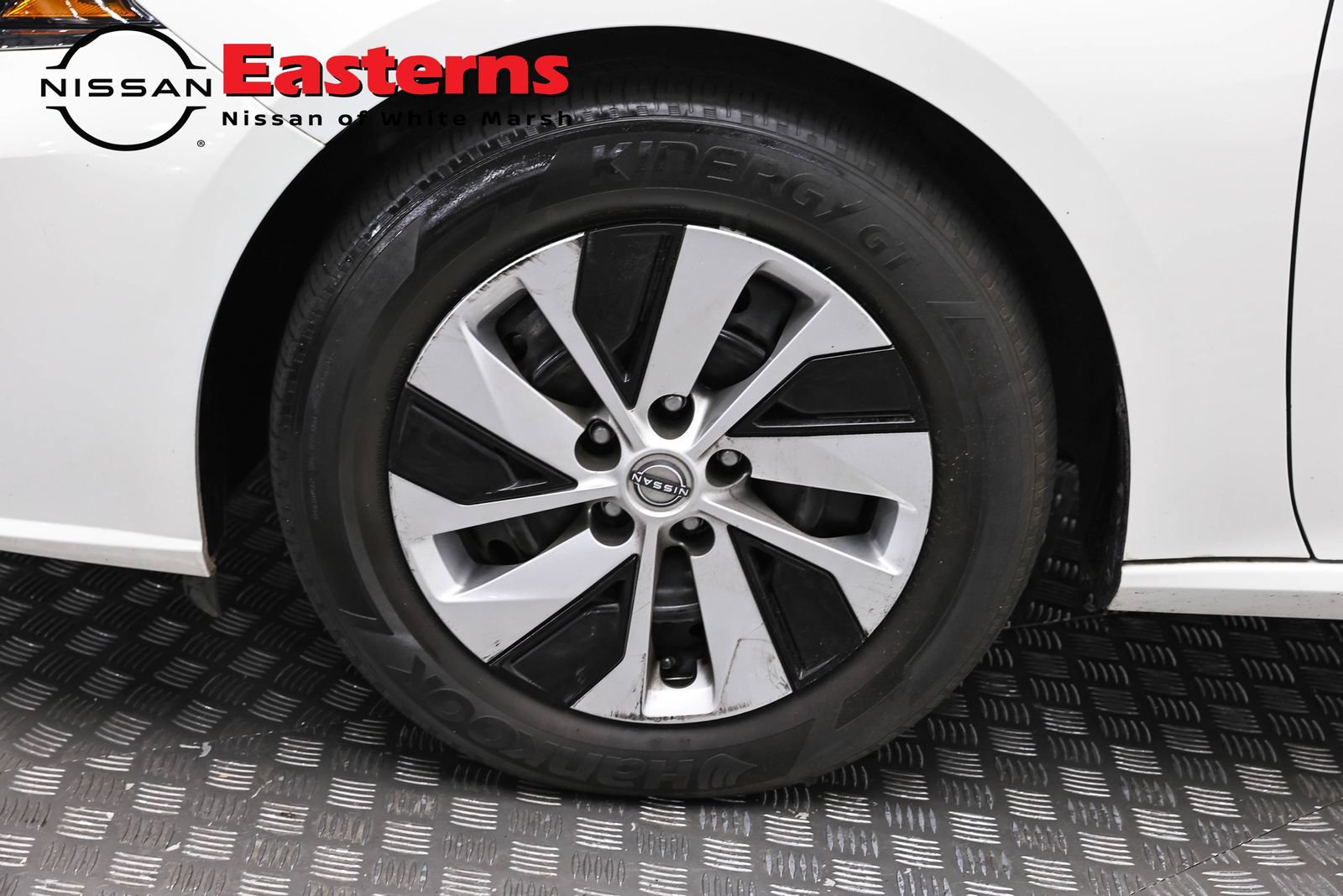 Used 2024 Nissan Altima 2.5 S FWD image 31