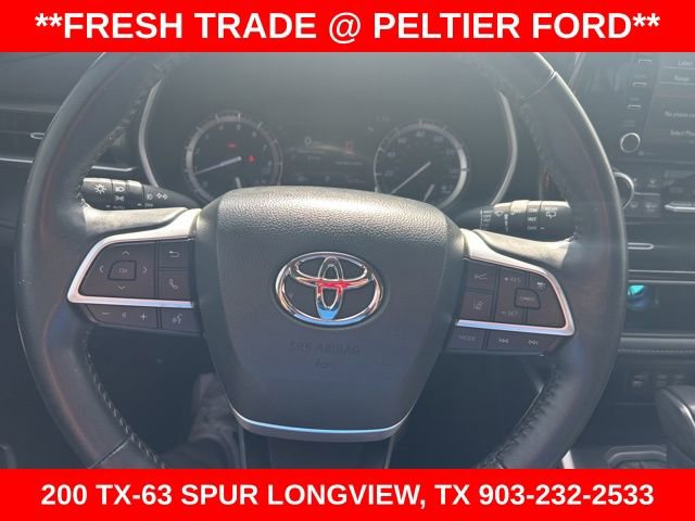 Used 2022 Toyota Highlander XLE image 16